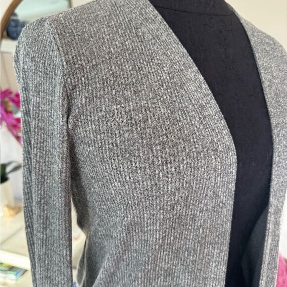 Black-and-white cardigan, express size small - Picture 3 of 7